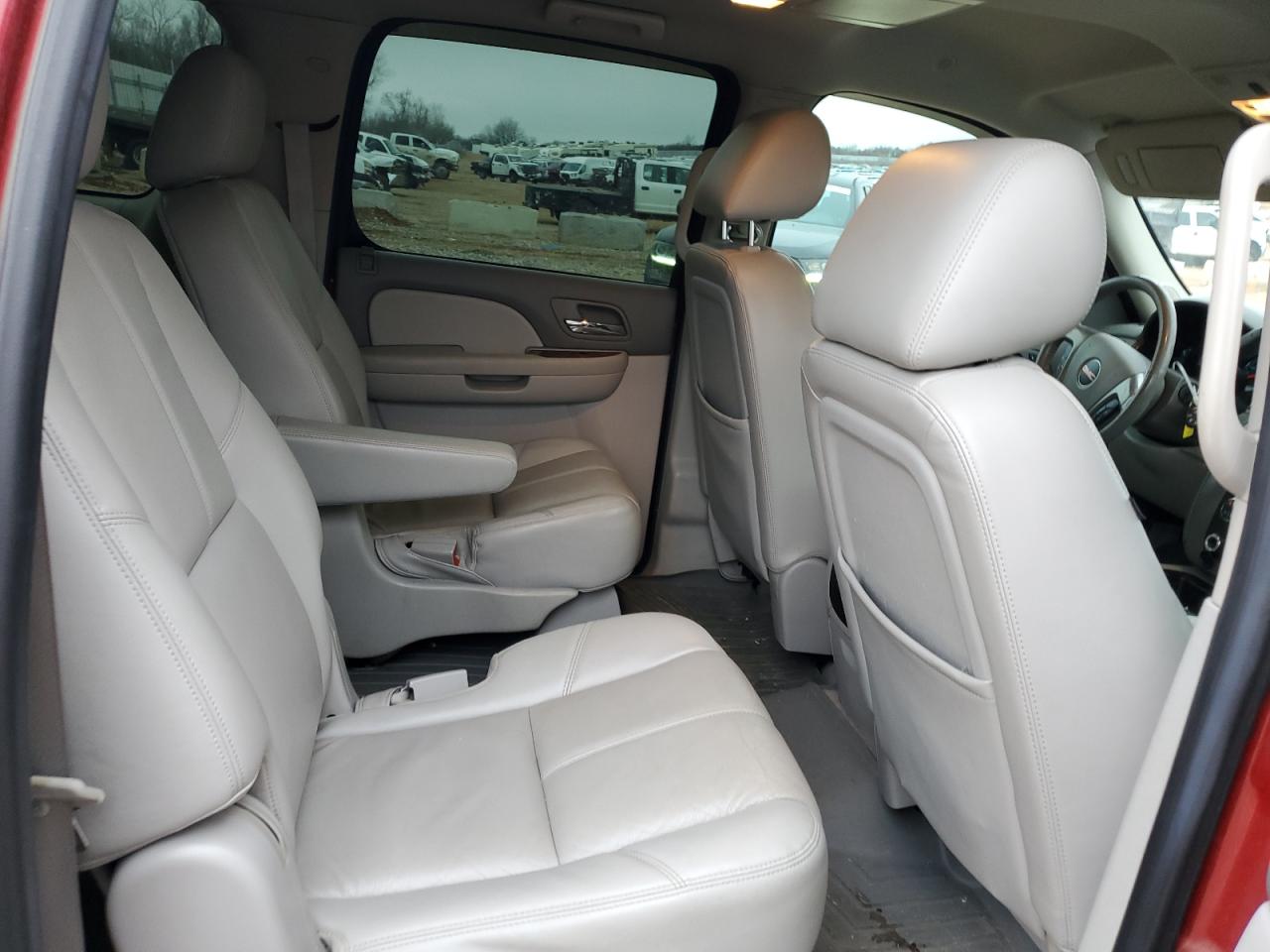 GMC Yukon C1500 Slt