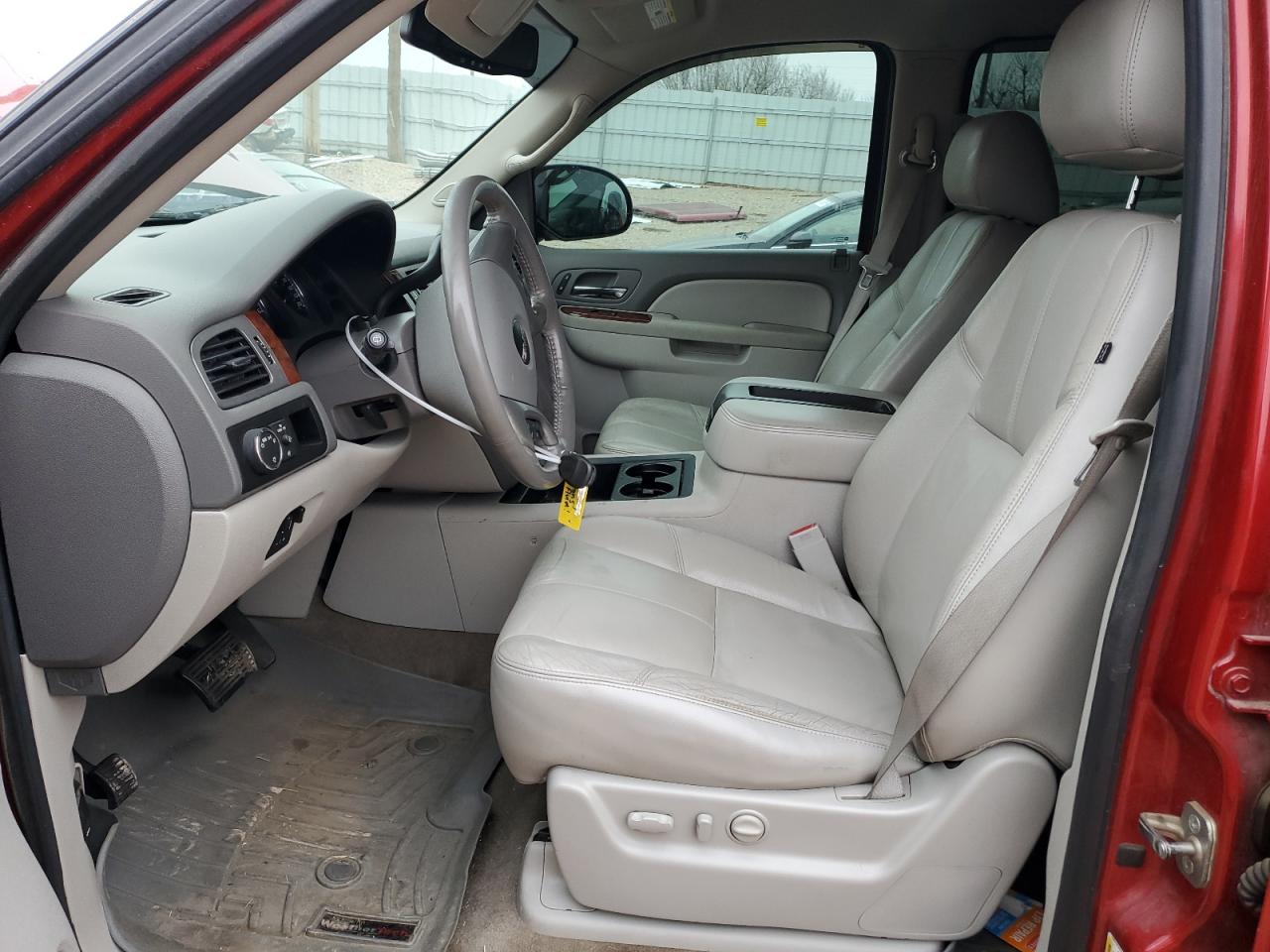 GMC Yukon C1500 Slt