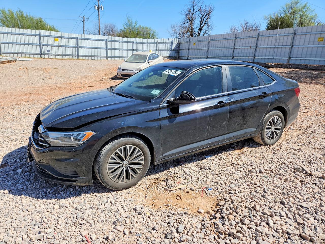 Salvage Volkswagen Jetta Image