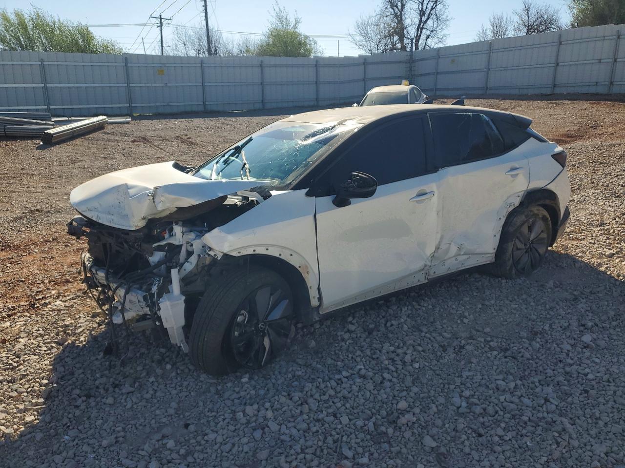 Salvage Nissan Ariya Image