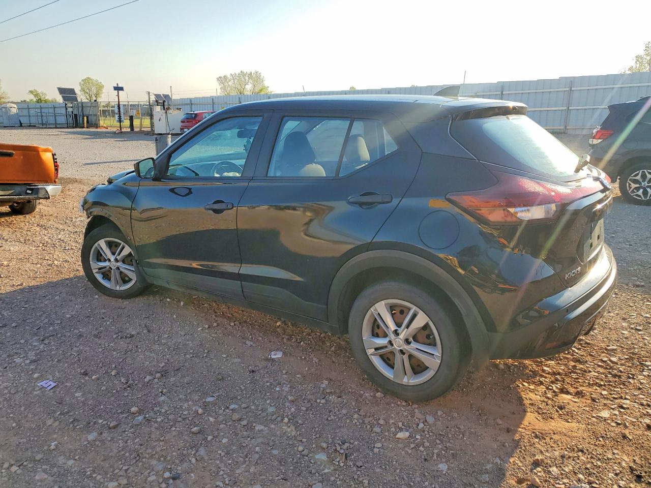 Nissan Kicks S