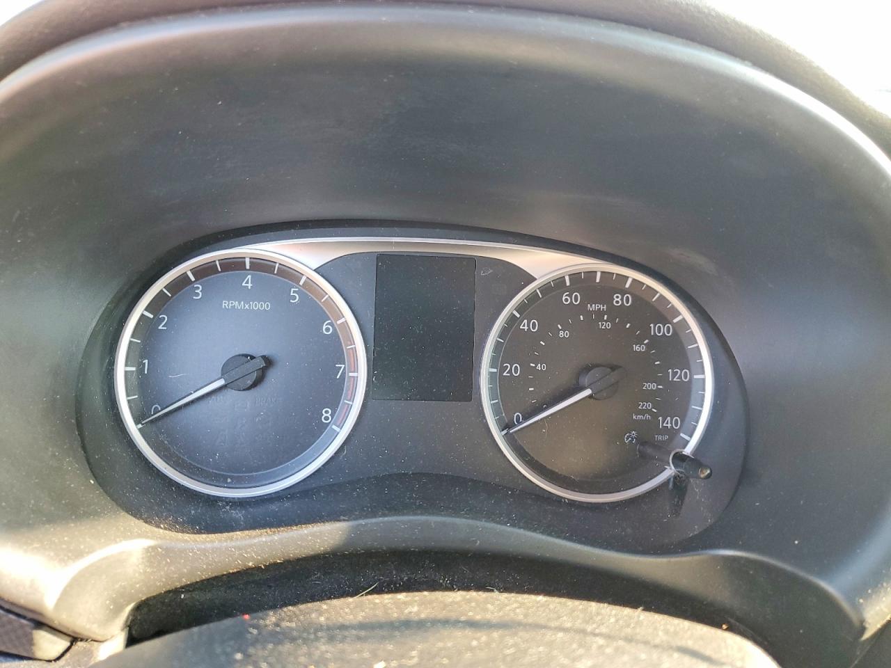 Nissan Kicks S