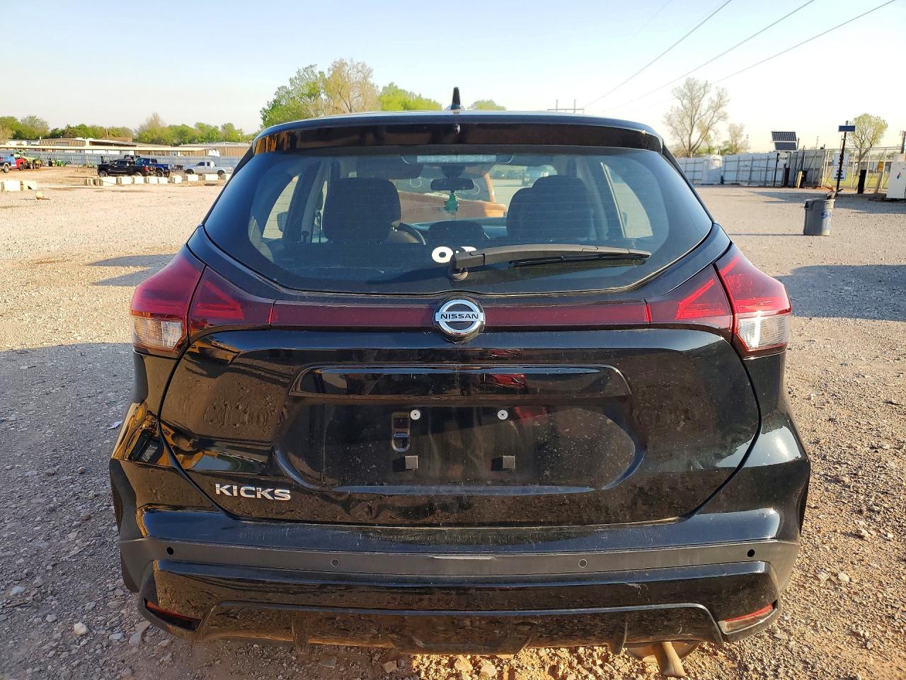 Nissan Kicks S