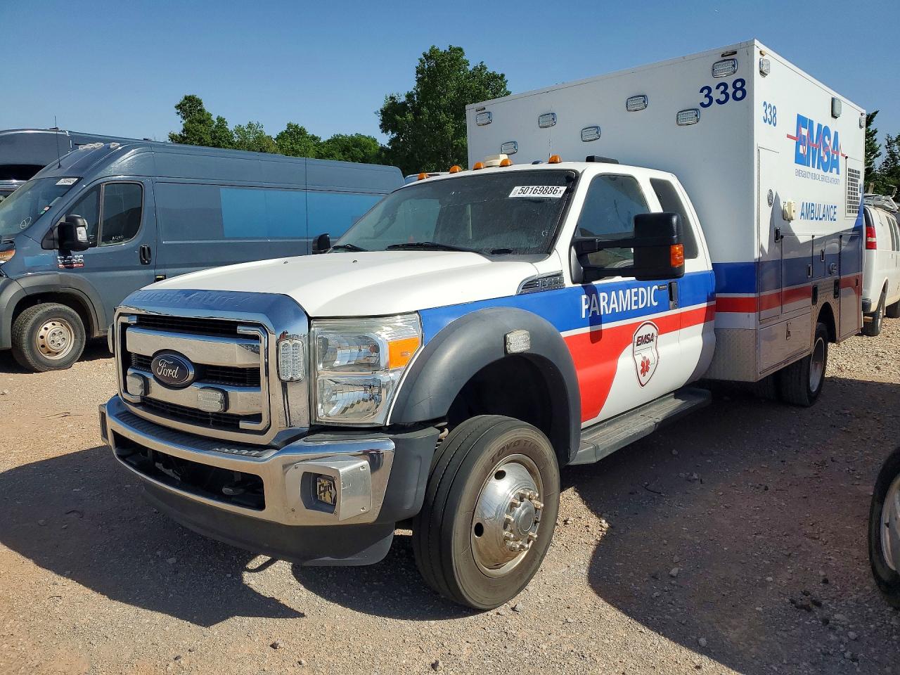 Salvage Ford F-450 Image