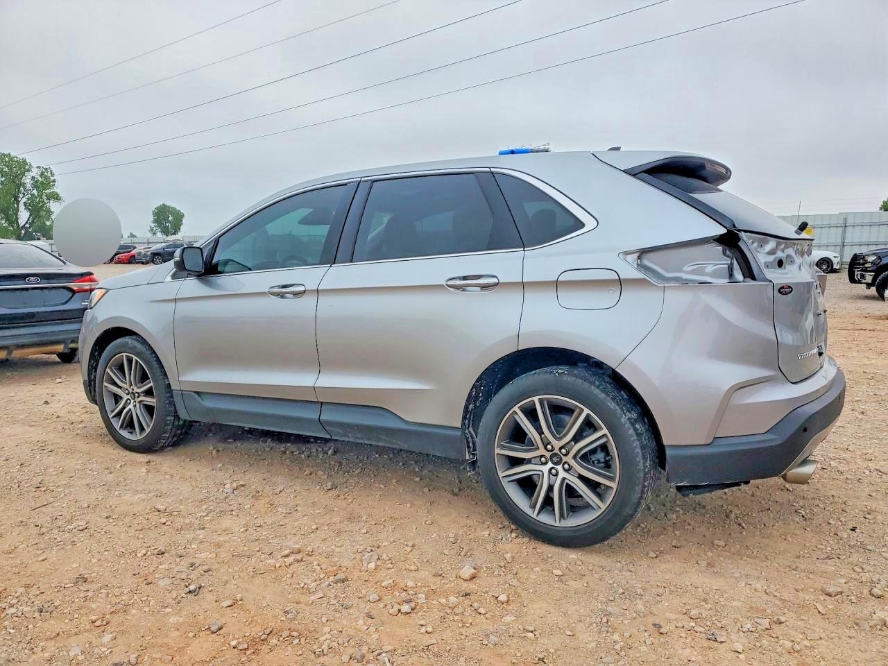 Ford Edge Titanium