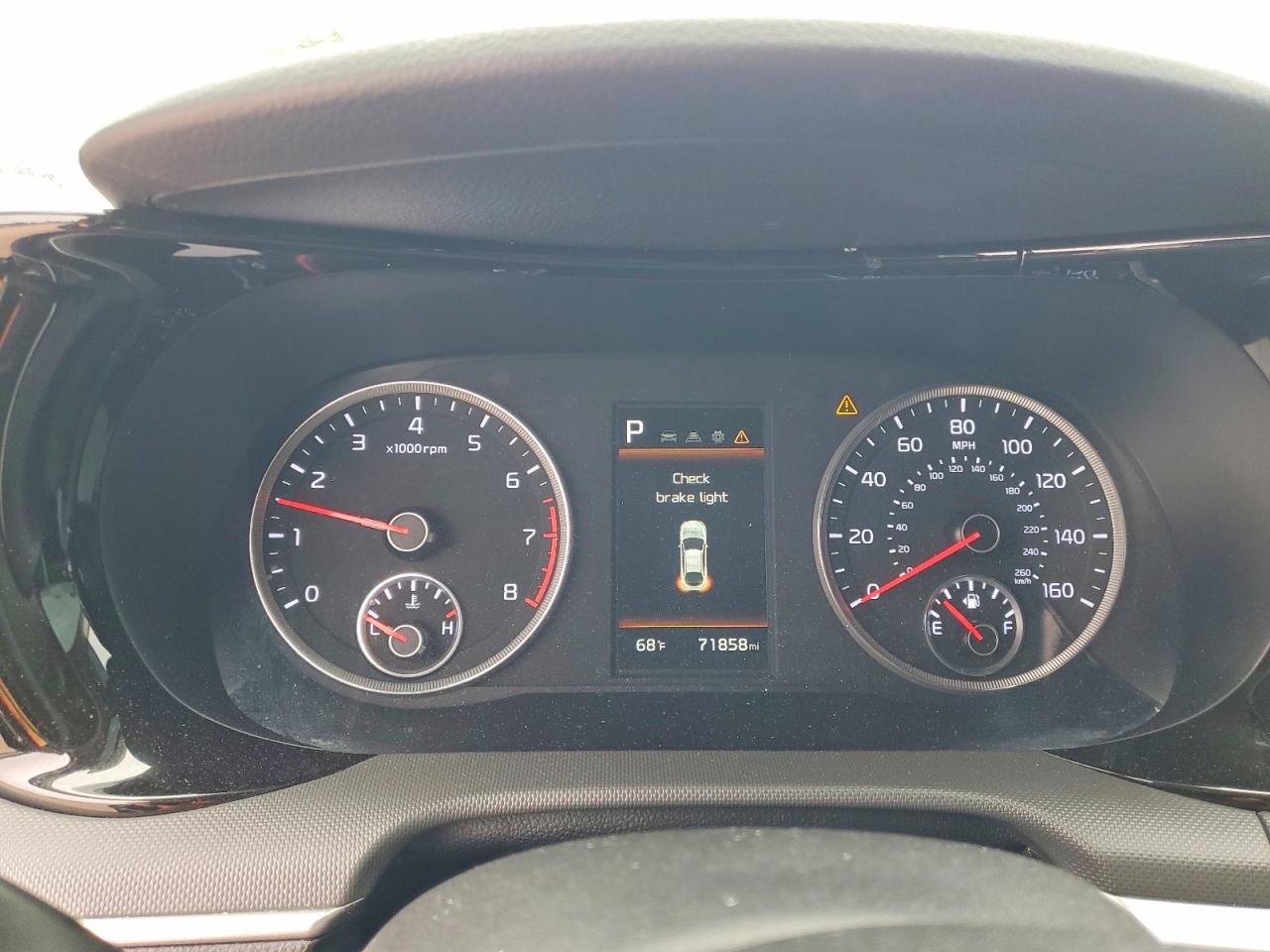 Kia K5 Lx