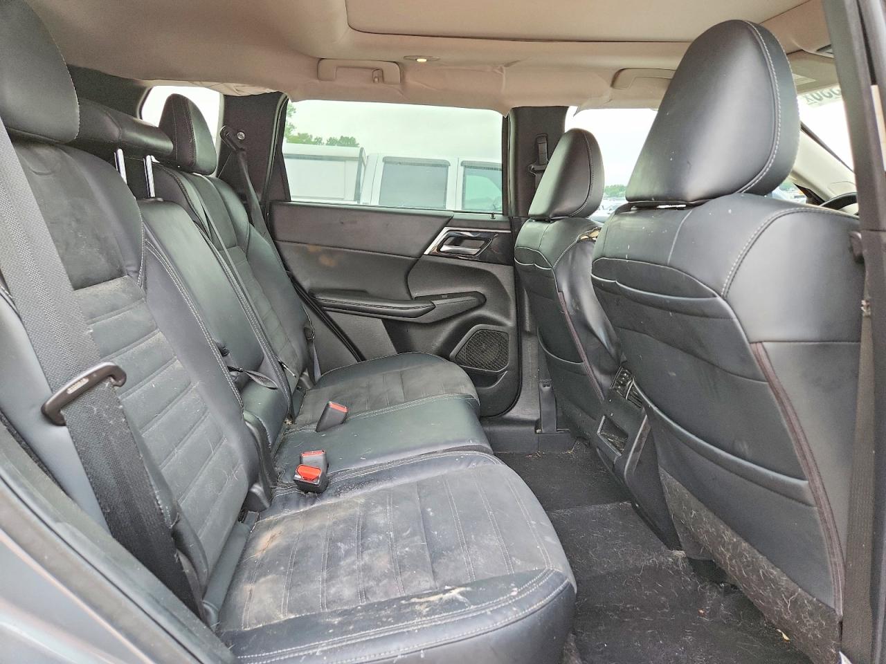 Mitsubishi Outlander Se
