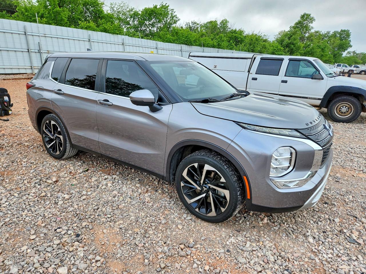 Mitsubishi Outlander Se