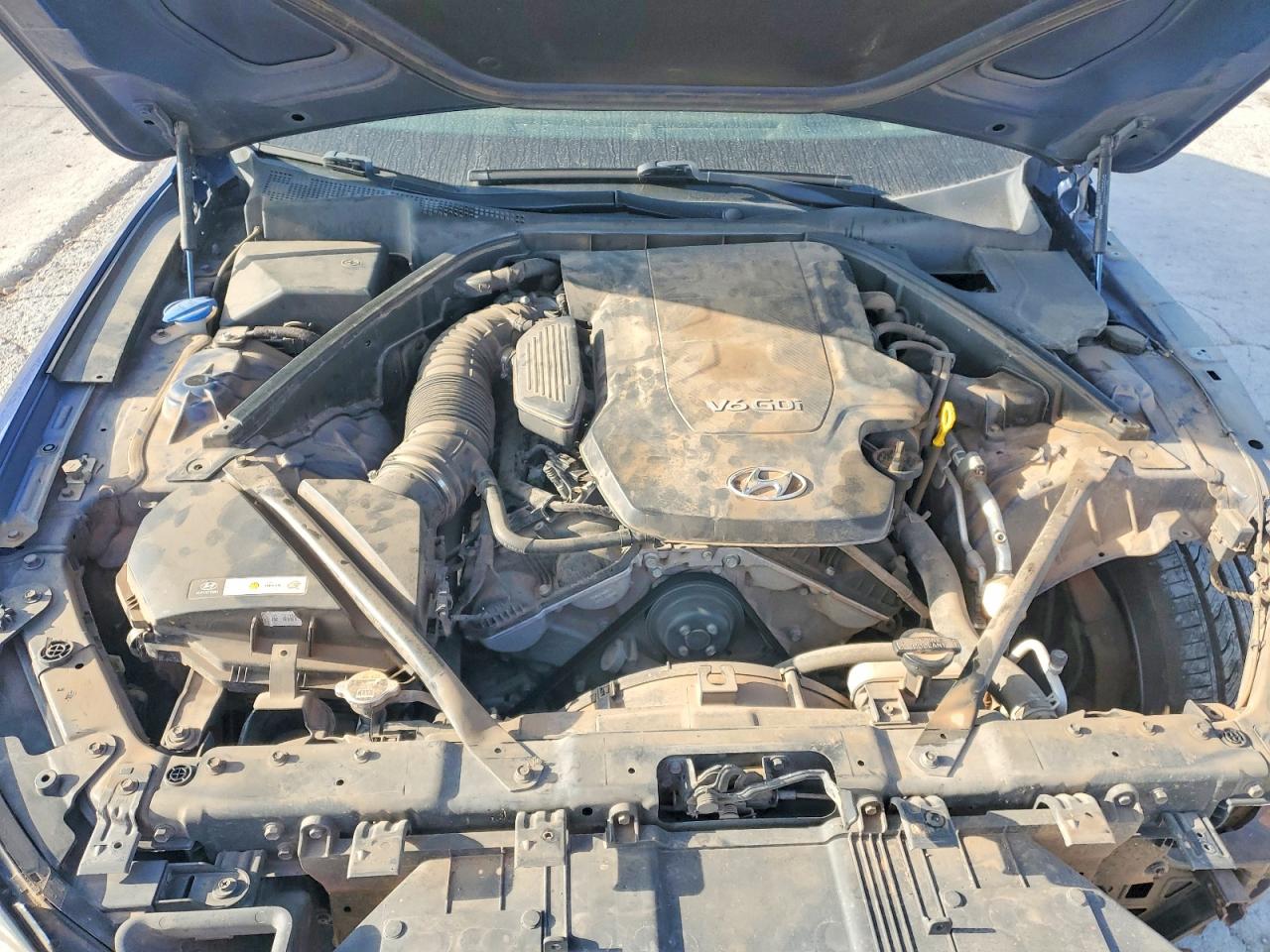 Hyundai Genesis 3.8l