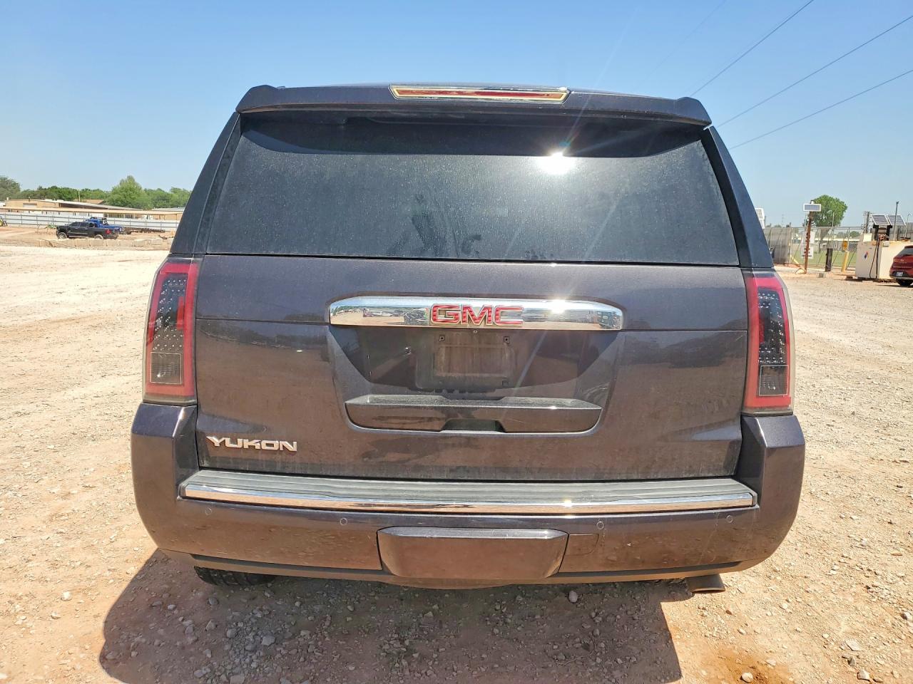 GMC Yukon Denali