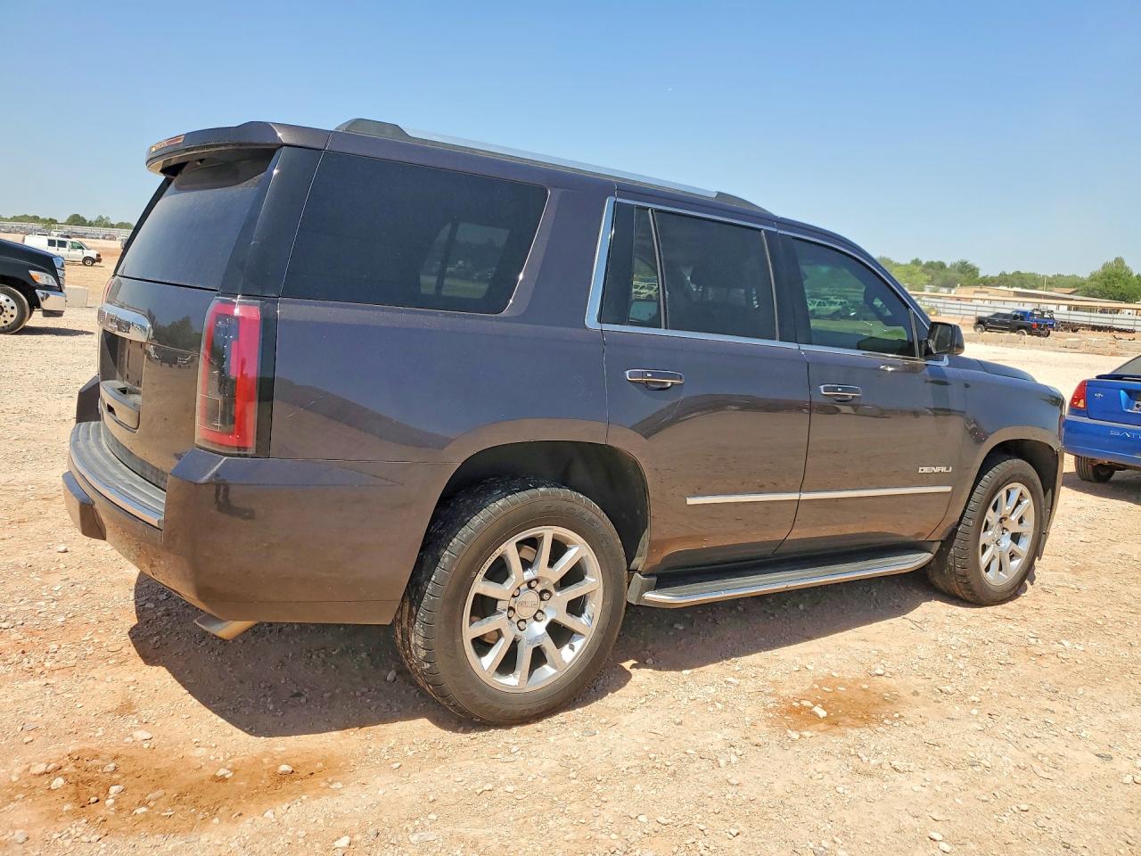 GMC Yukon Denali
