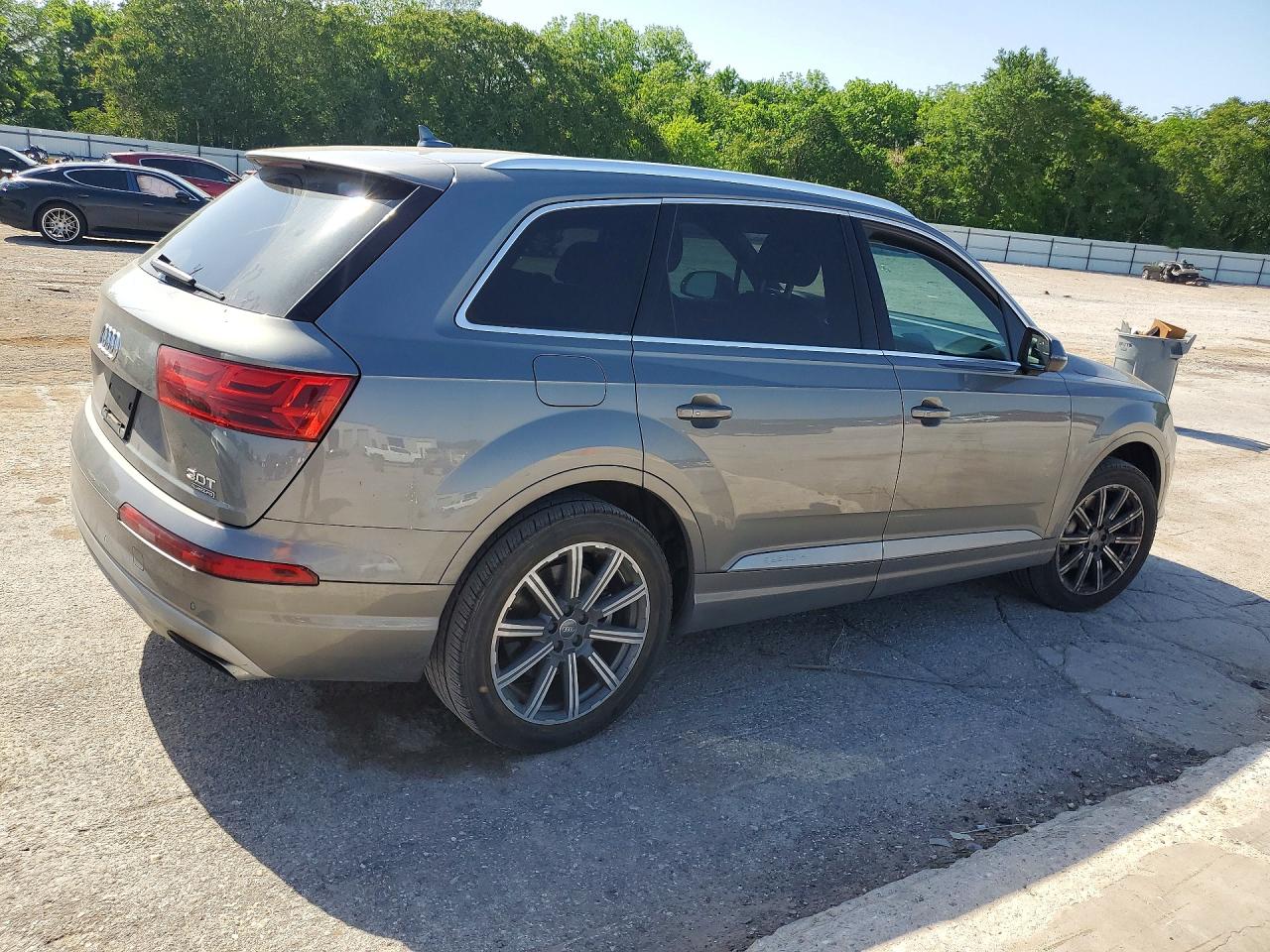 Audi Q7 Premium Plus