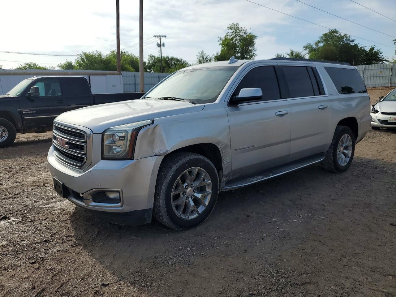 Salvage GMC Yukon Image