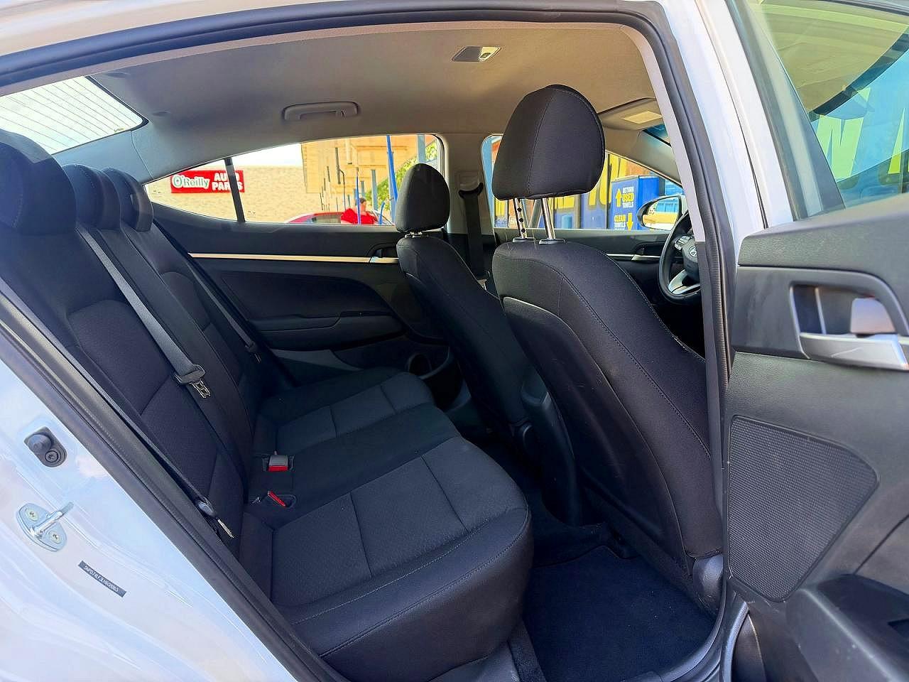 Hyundai ELANTRA Se