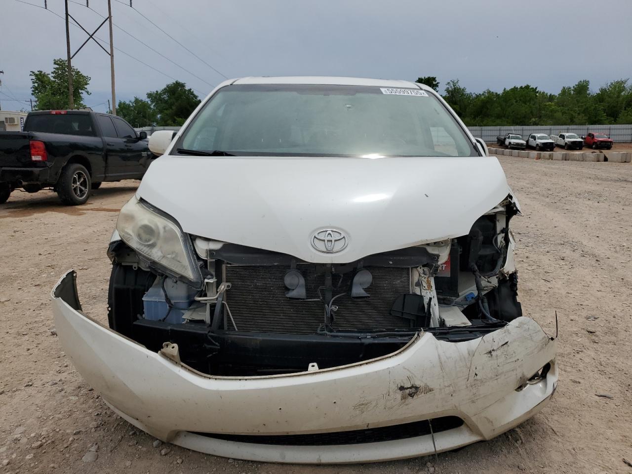 Toyota Sienna Xle 8-passenger