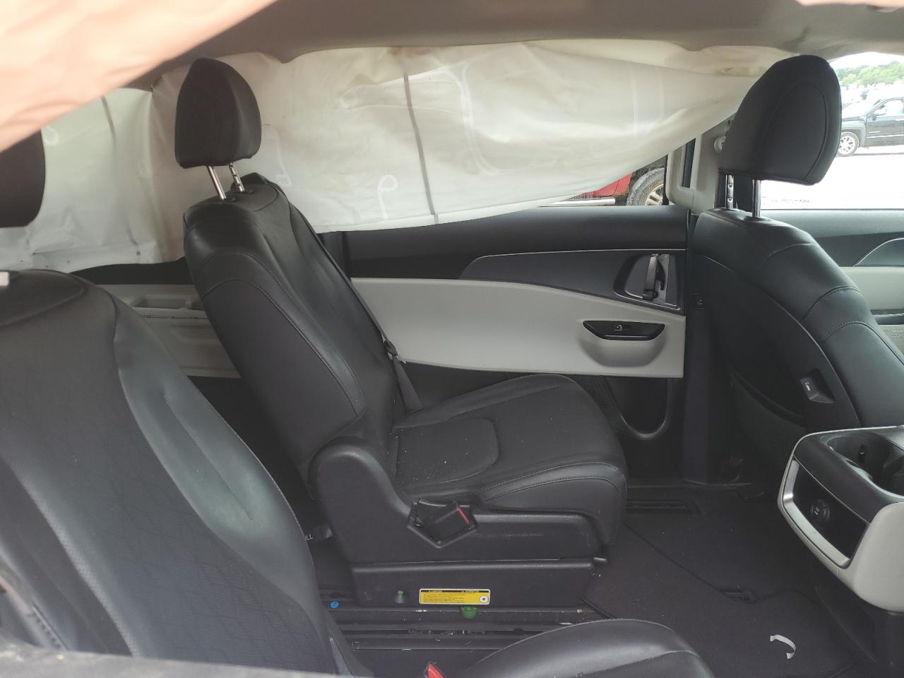 Kia Carnival Lx