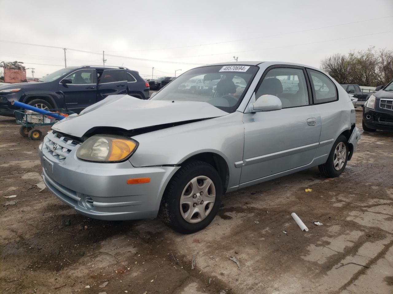 Salvage Hyundai ACCENT Image