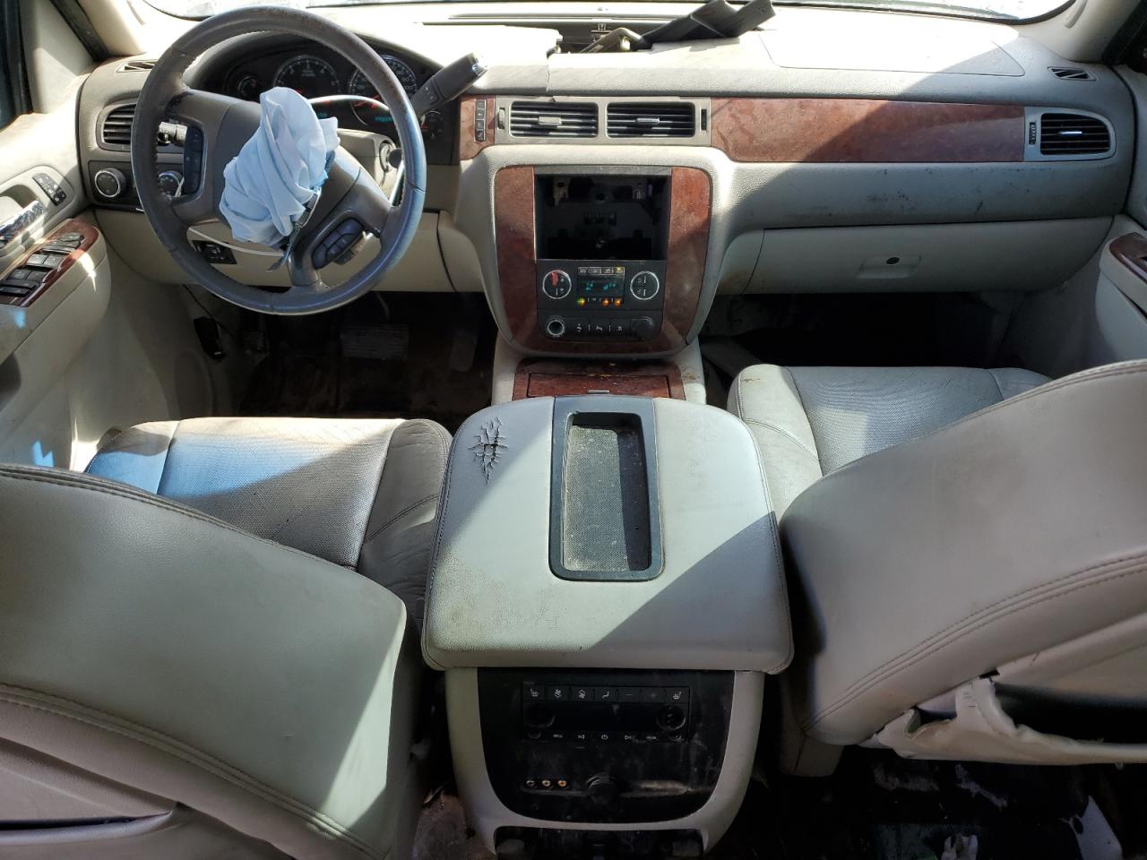 Chevrolet Suburban K1500 Ltz