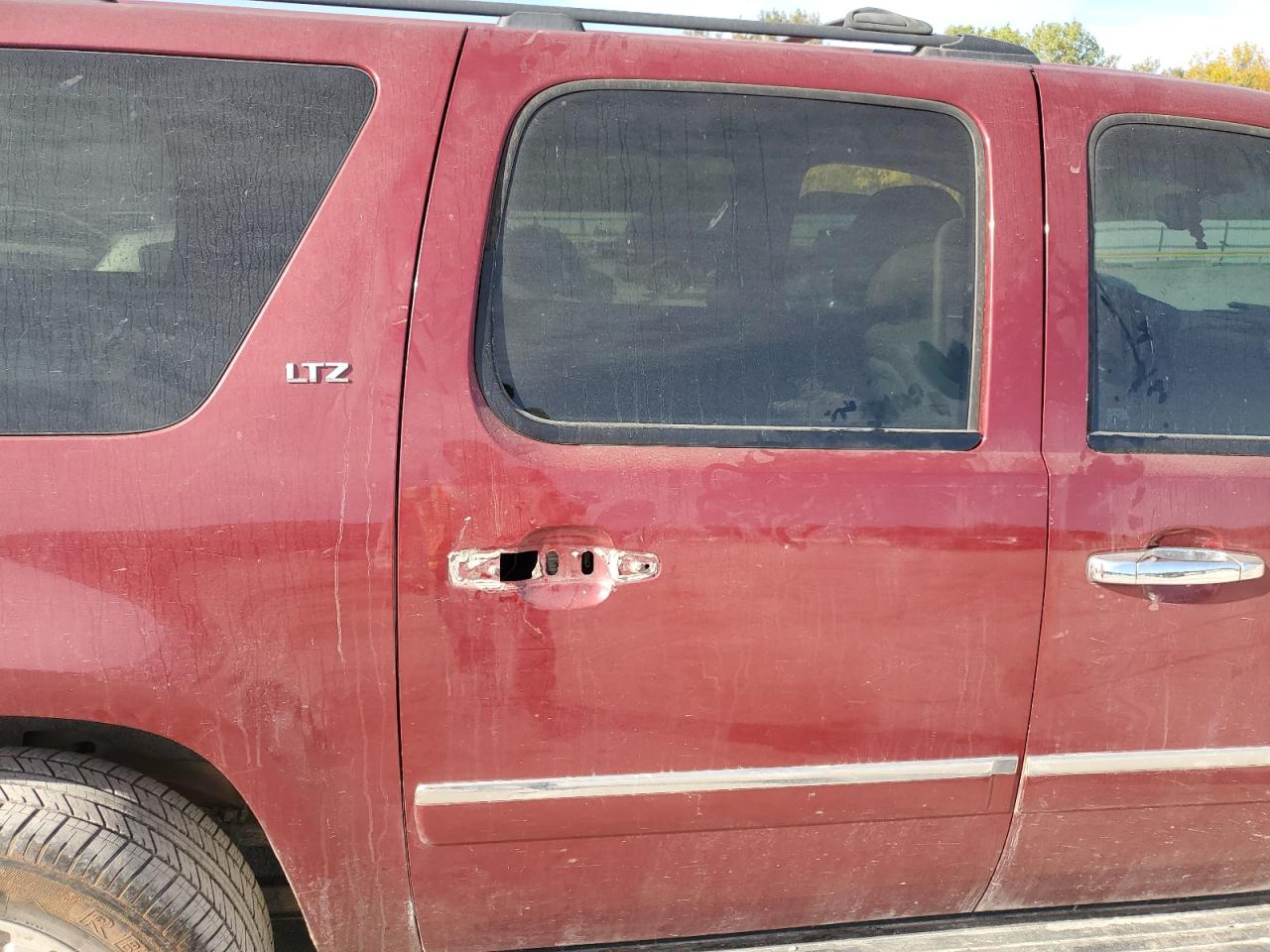 Chevrolet Suburban K1500 Ltz