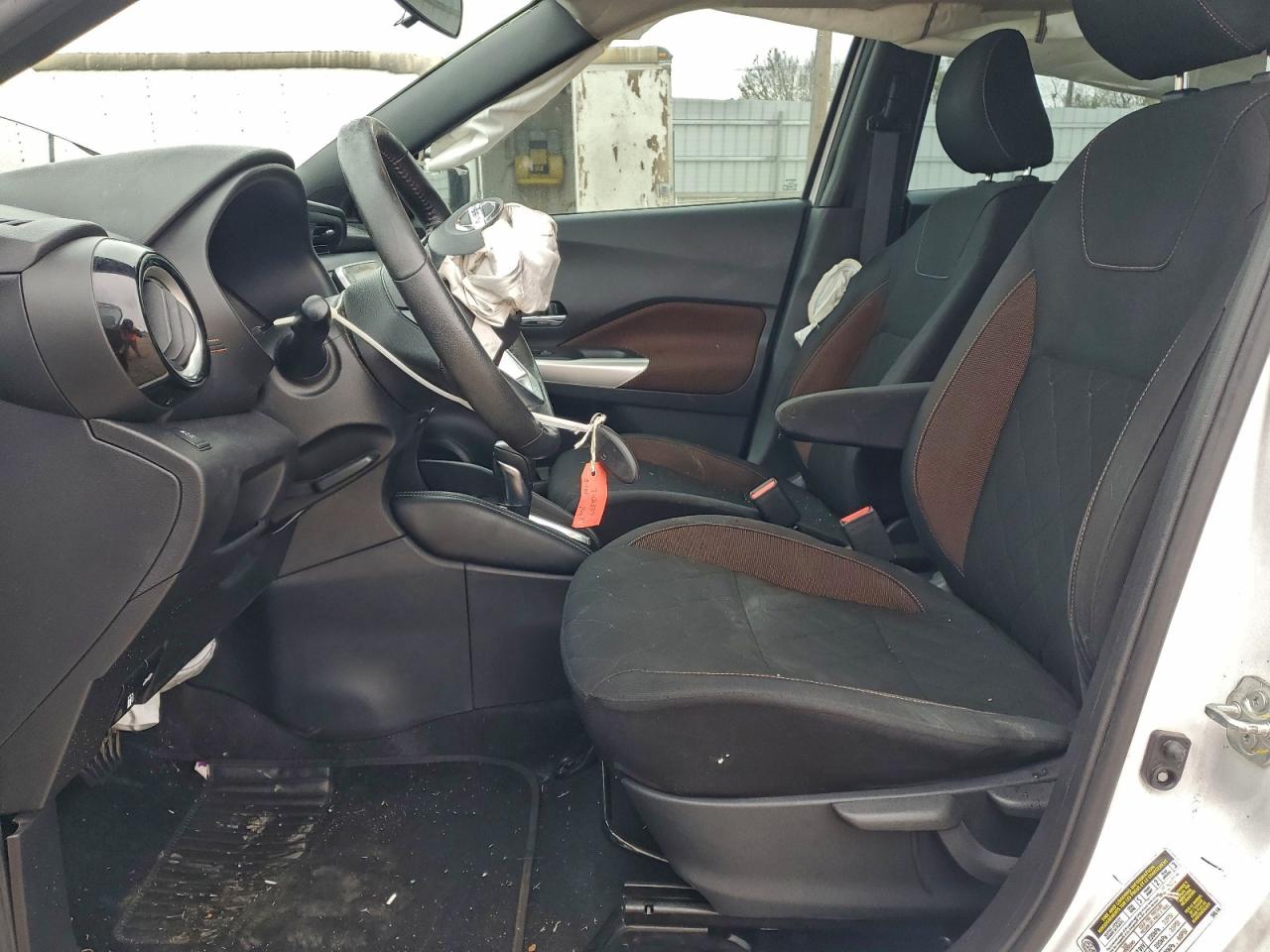 Nissan Kicks S