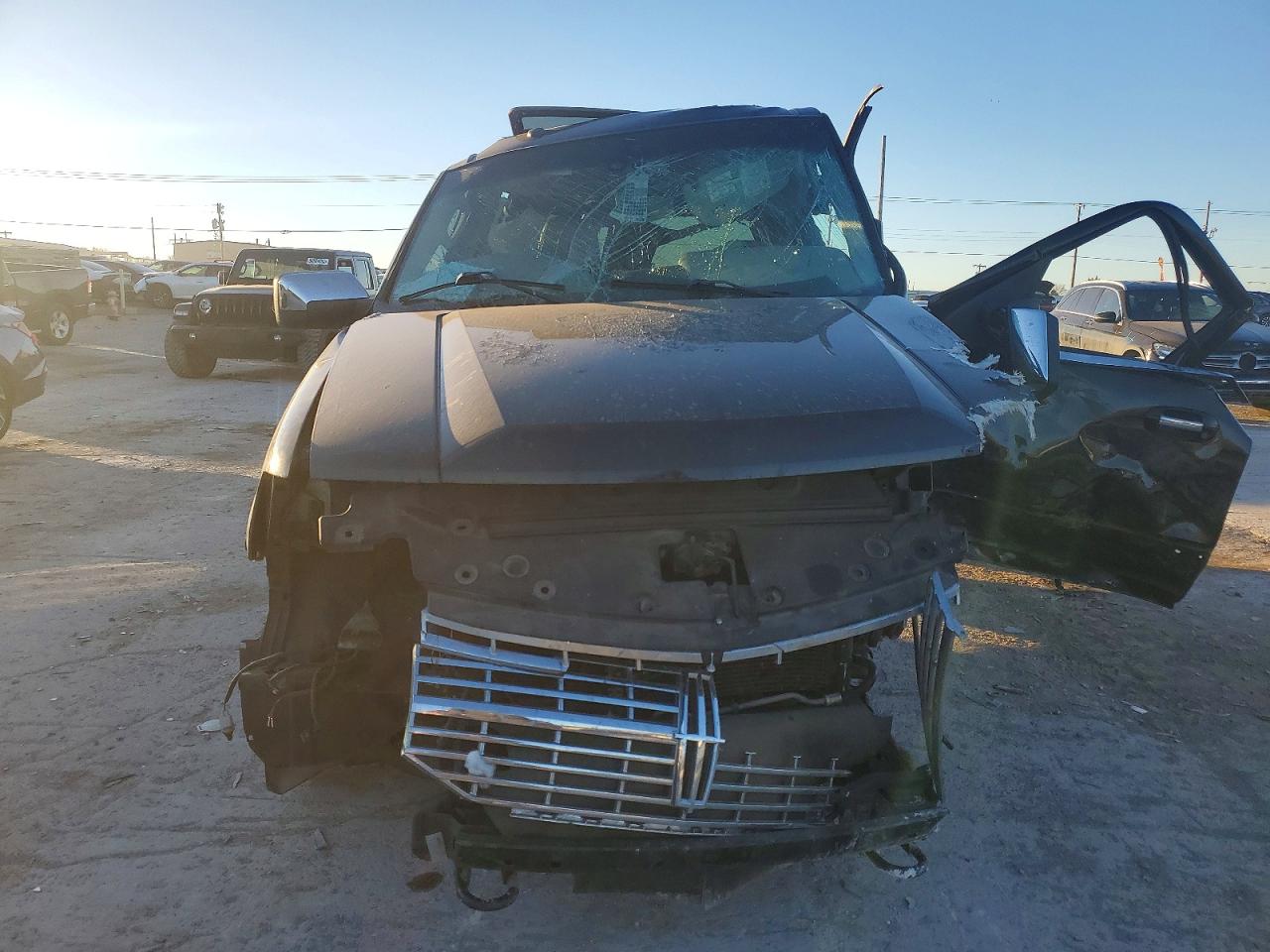 Lincoln Navigator L