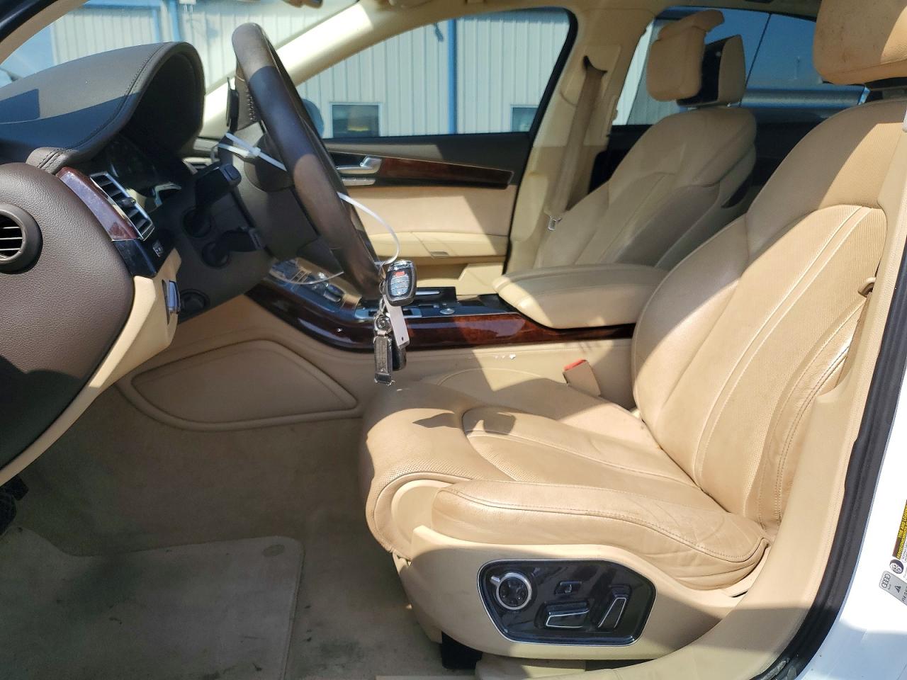Audi A8 L Quattro