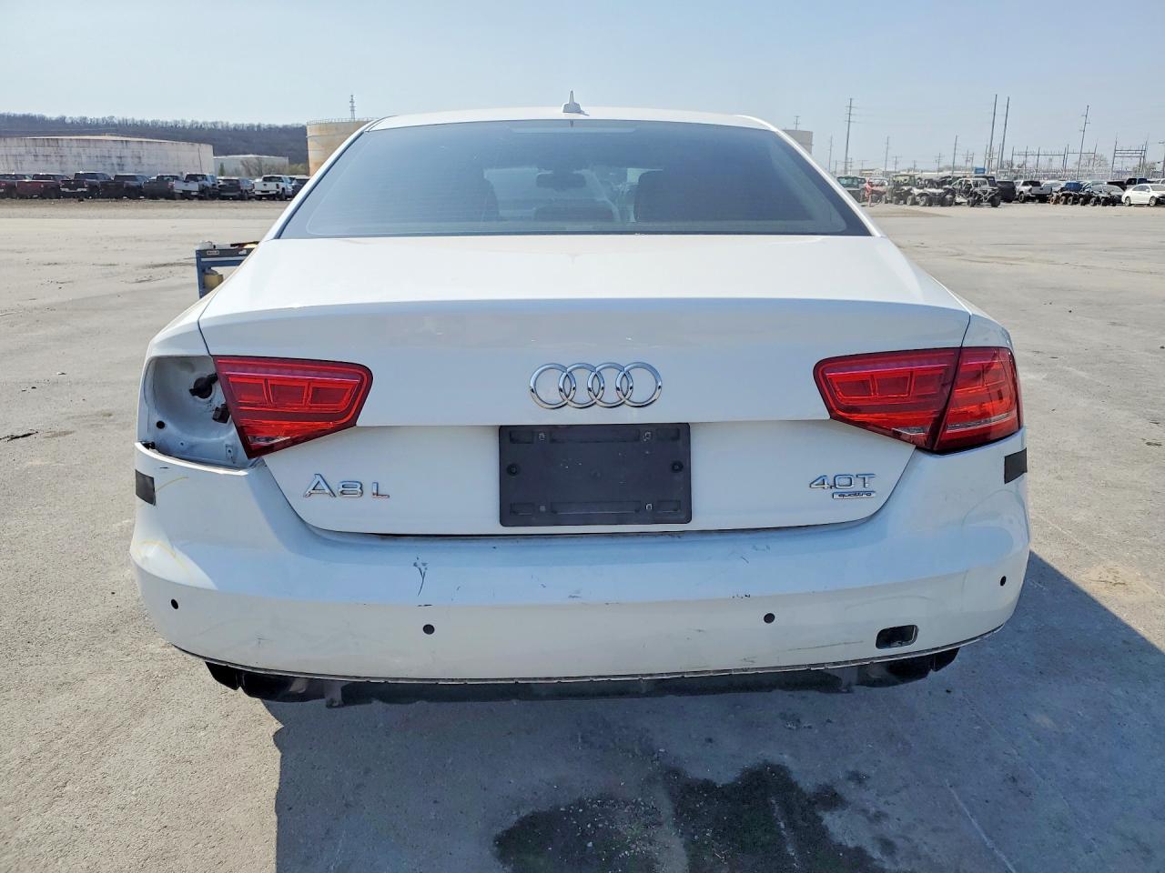 Audi A8 L Quattro