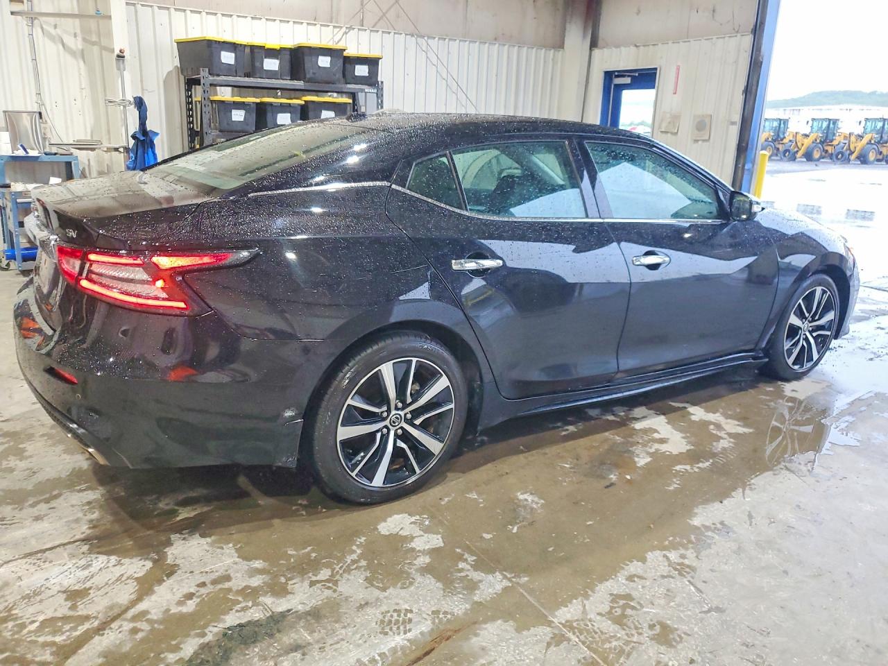 Nissan Maxima Sv