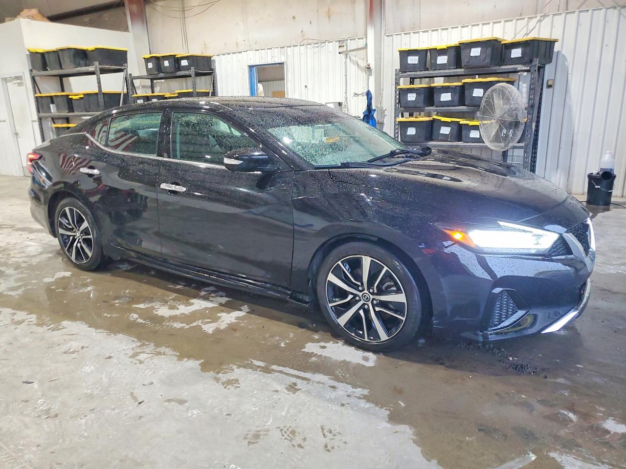 Nissan Maxima Sv