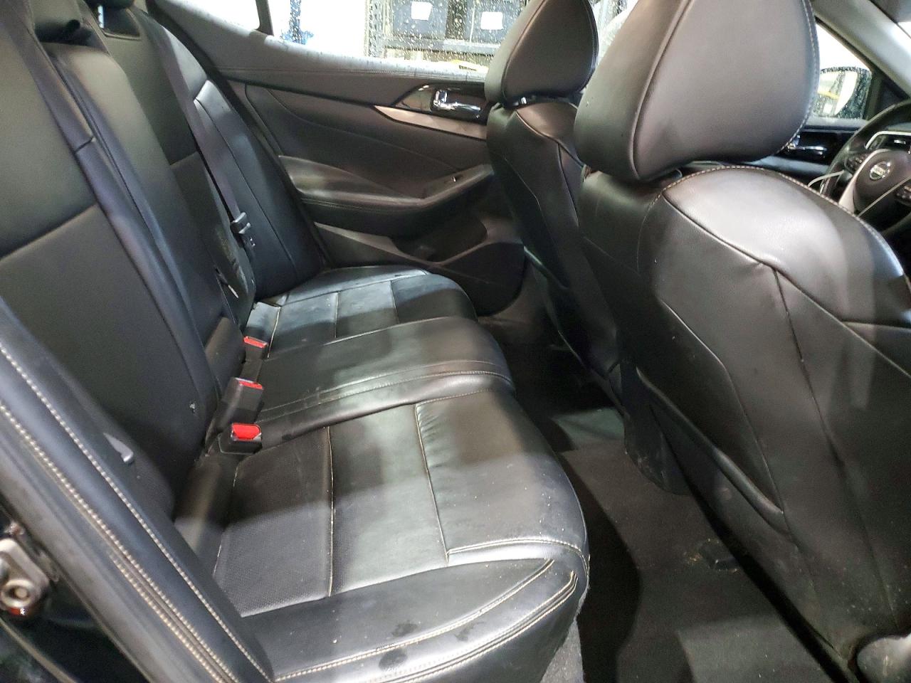 Nissan Maxima Sv