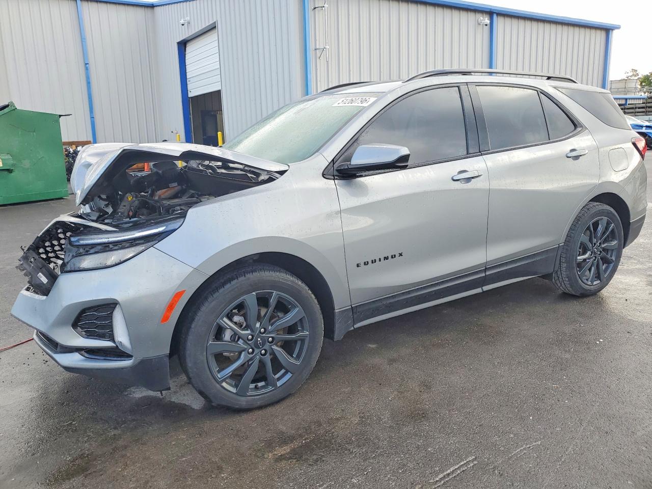 Salvage Chevrolet Equinox Image