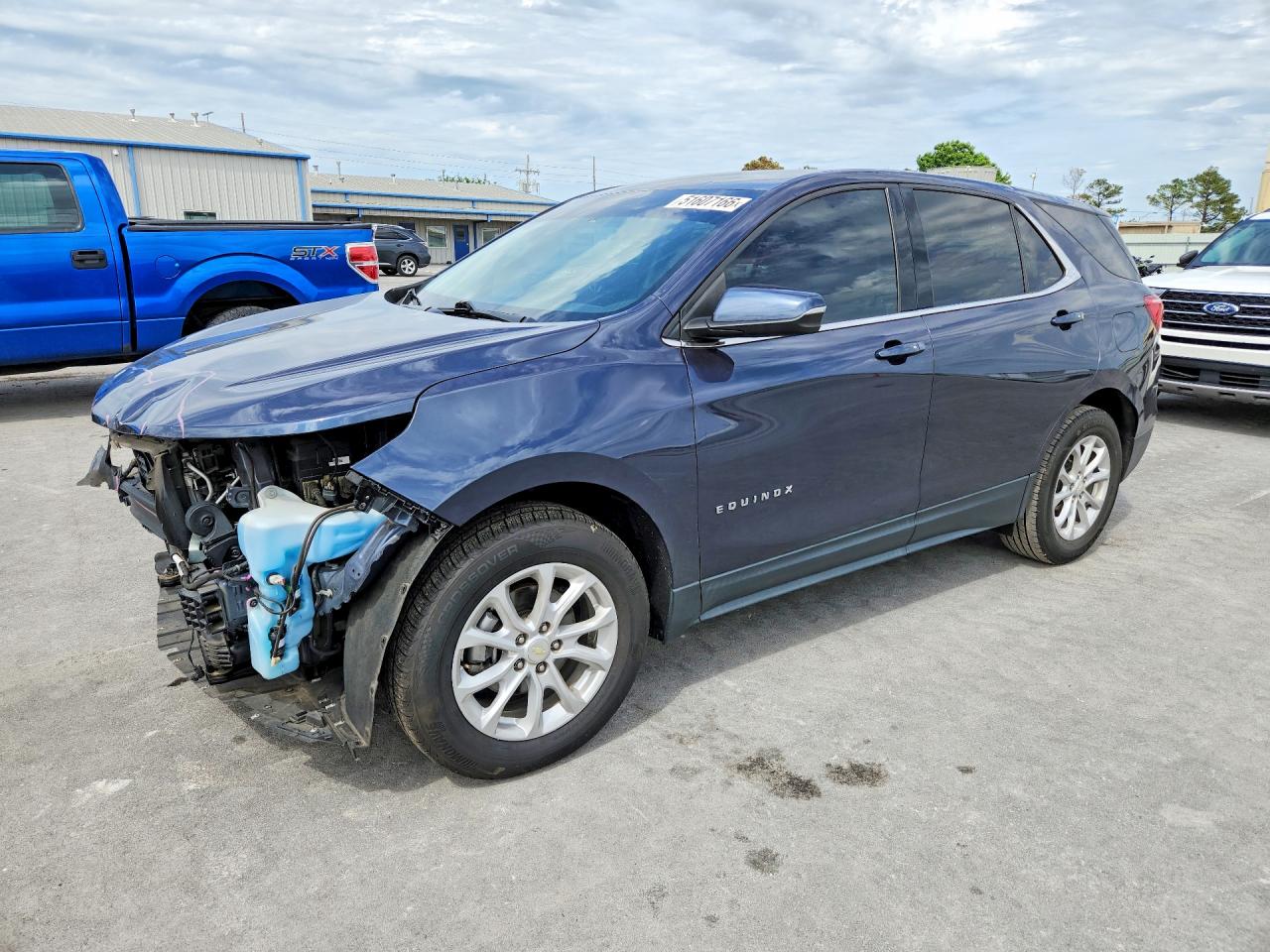 Salvage Chevrolet Equinox Image