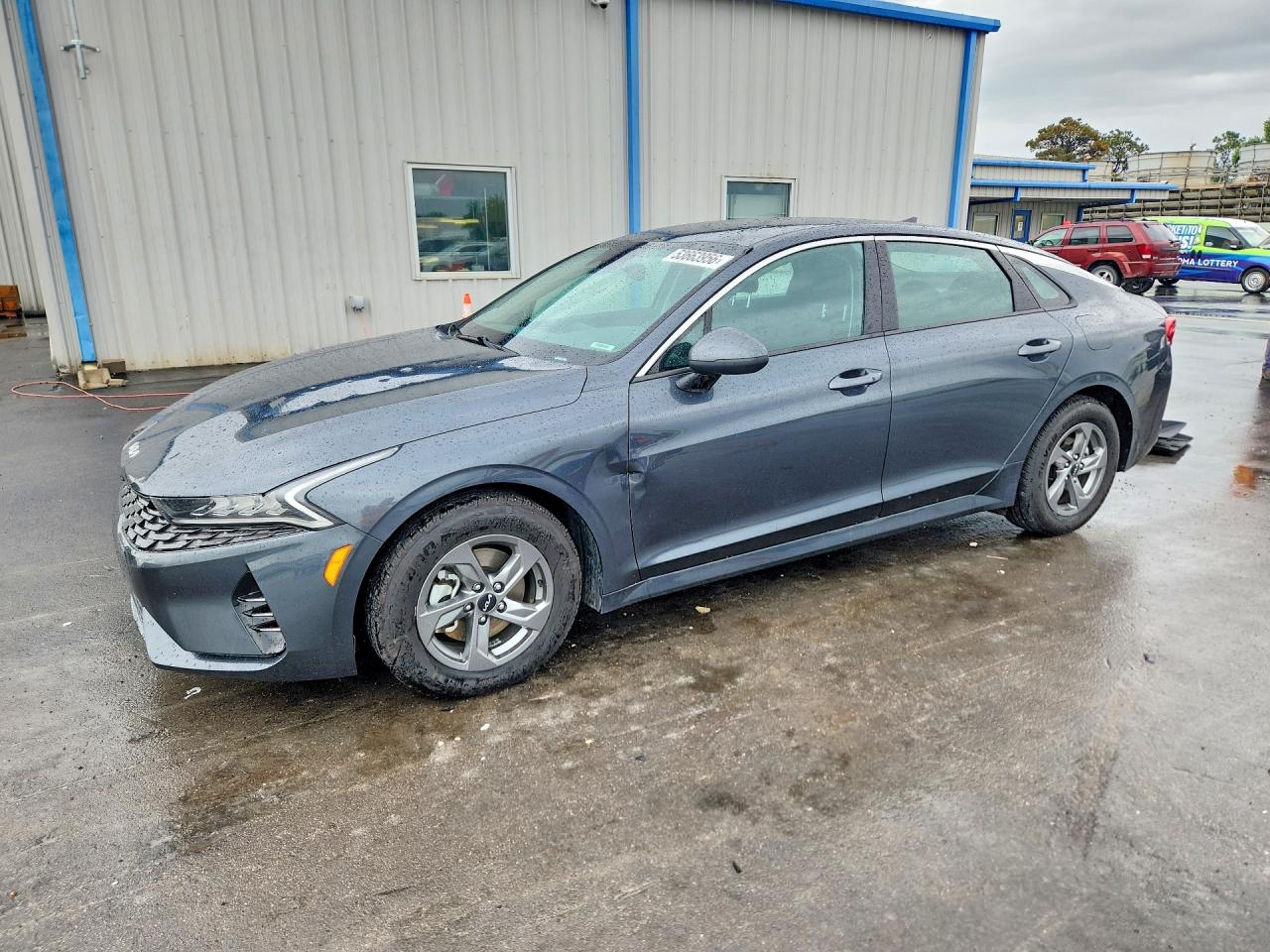 Salvage Kia K5 Image