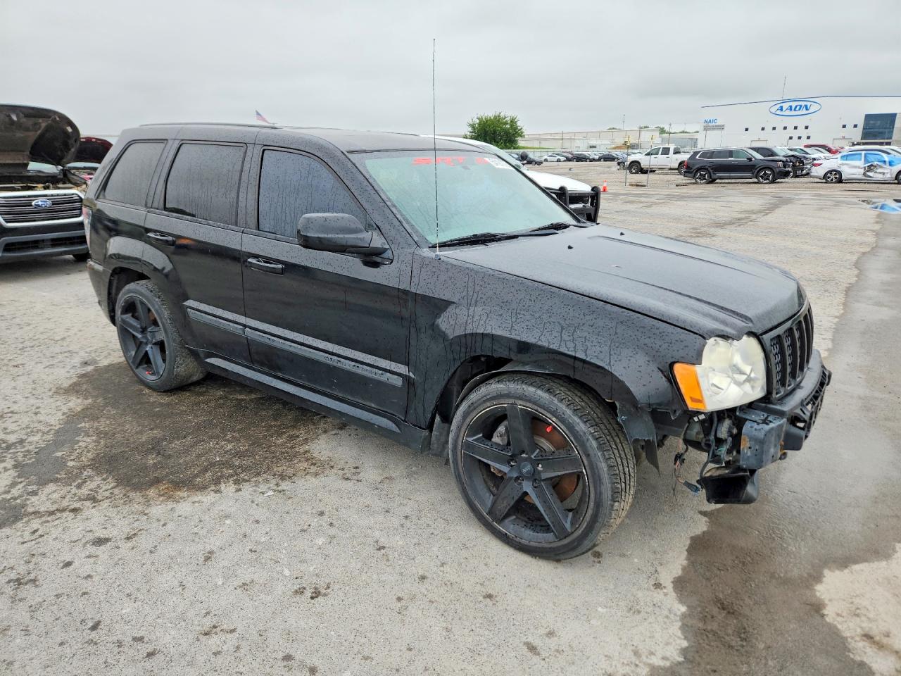 Jeep Cherokee Srt-8