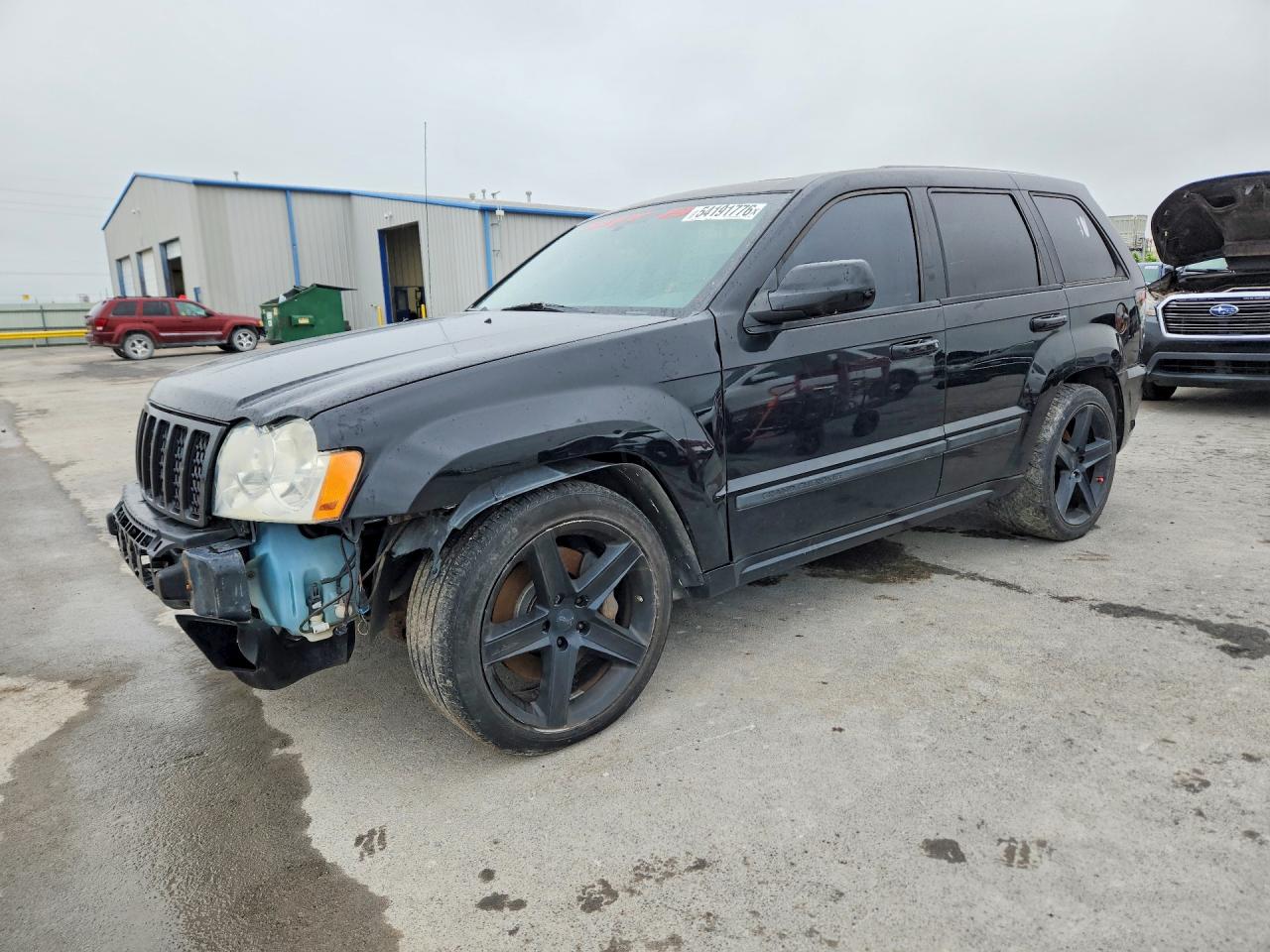 Salvage Jeep Cherokee Image