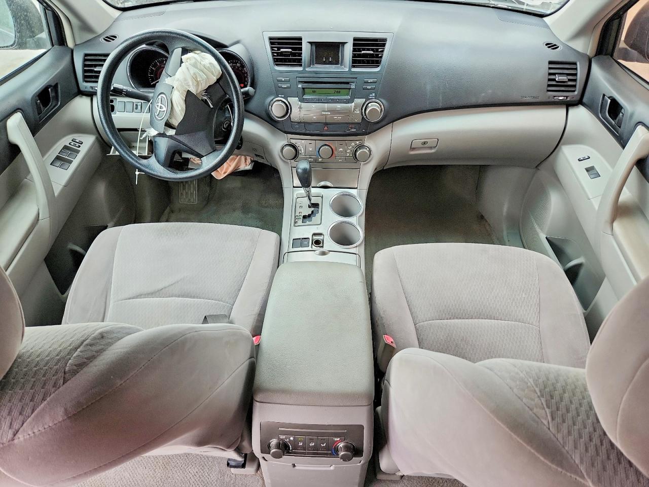 Toyota Highlander Base