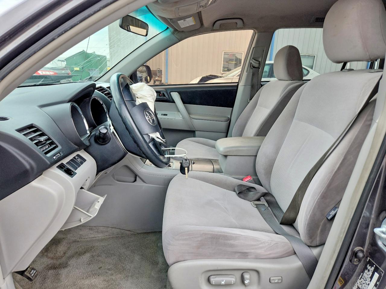 Toyota Highlander Base