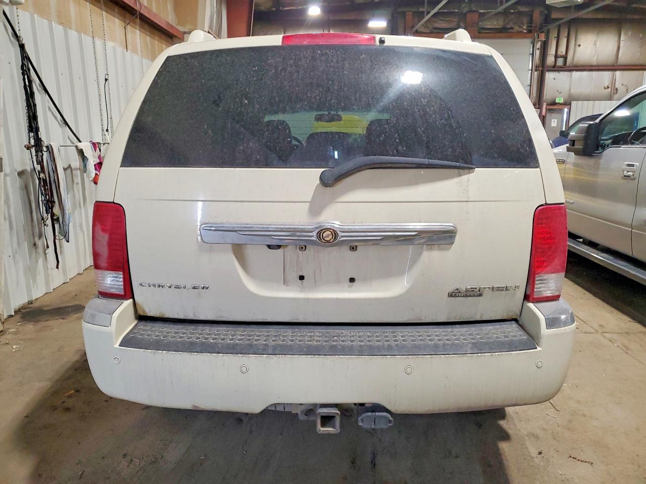 Chrysler Aspen Limited