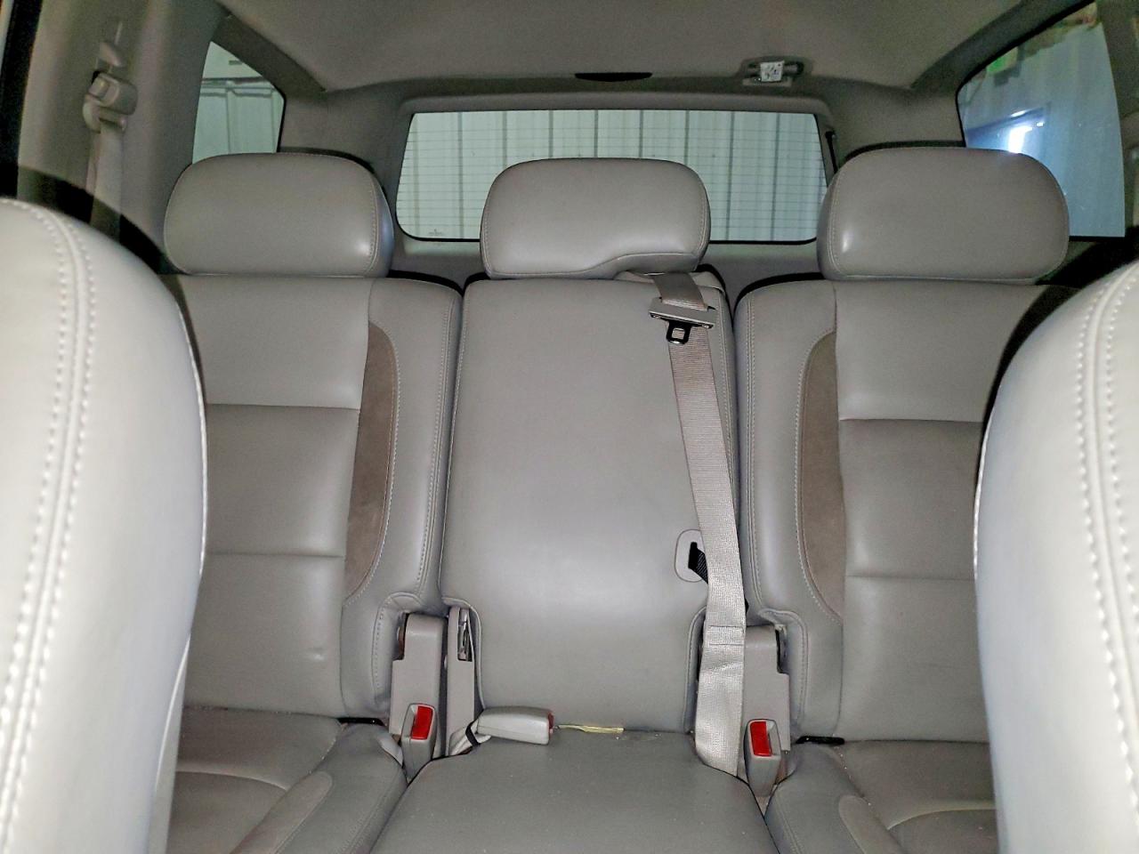 Chrysler Aspen Limited