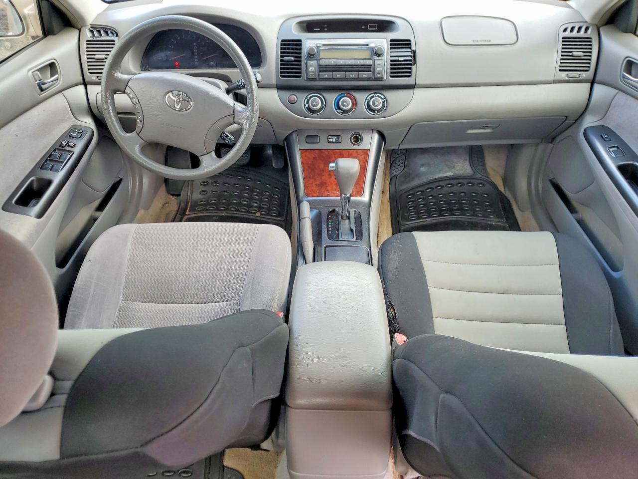 Toyota Camry Standard