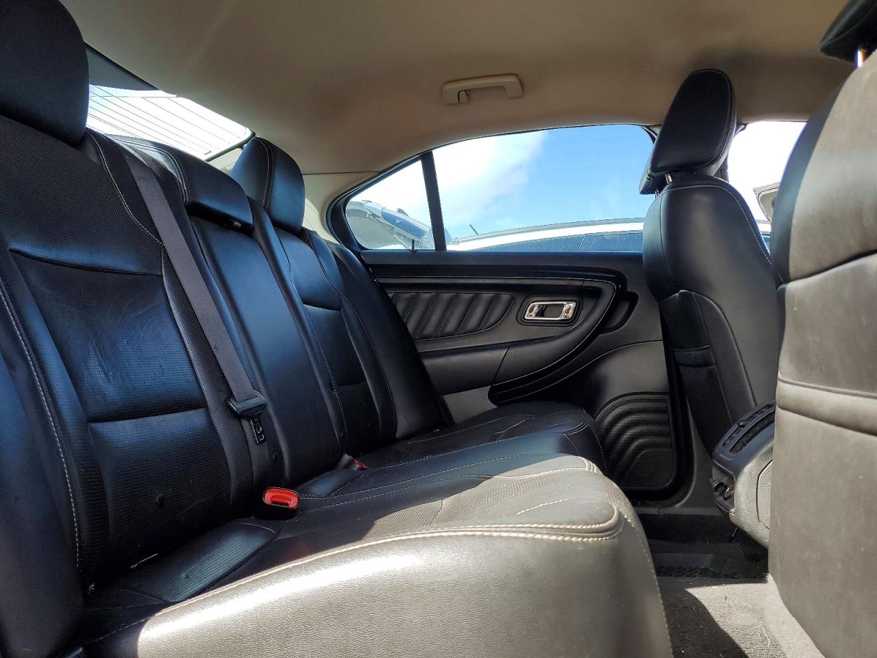 Ford Taurus Limited