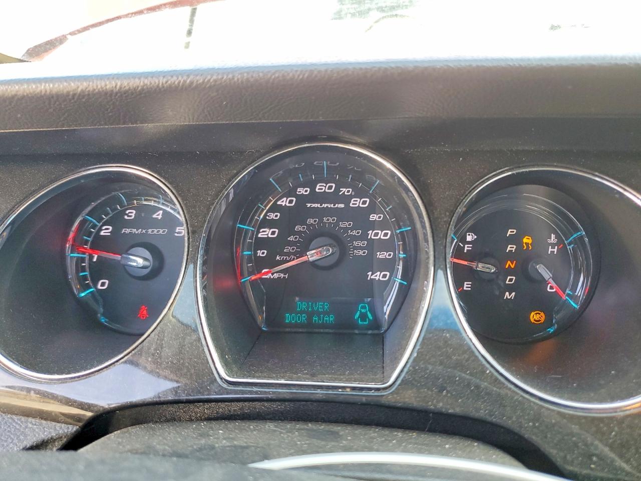 Ford Taurus Limited