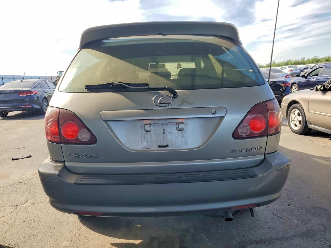 Lexus RX Base