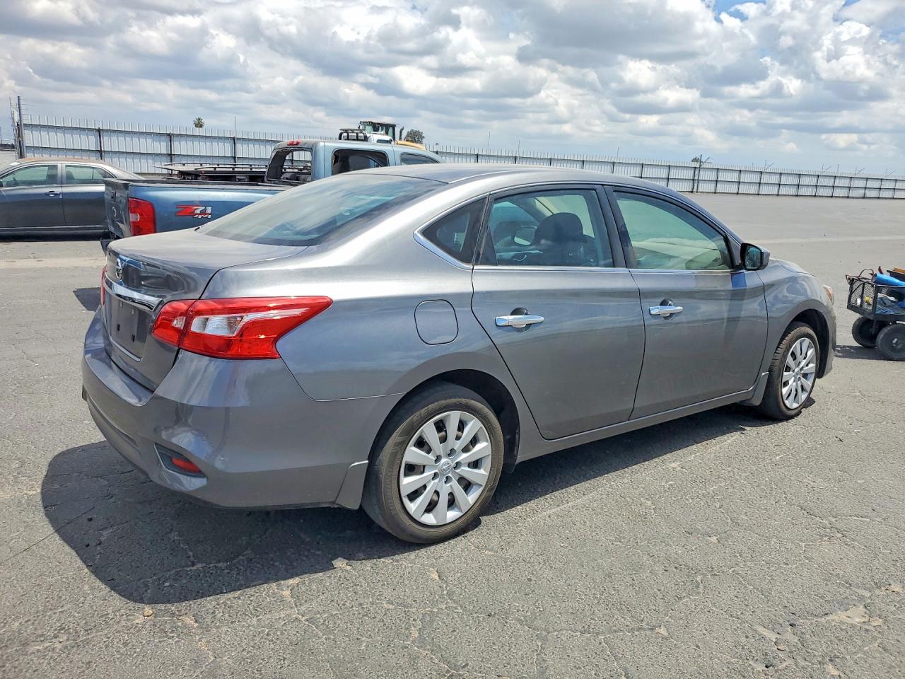 Nissan Sentra S