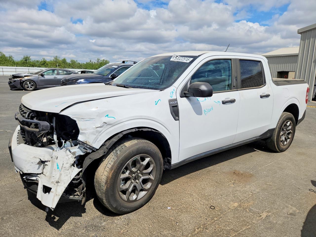 Salvage Ford Maverick Image