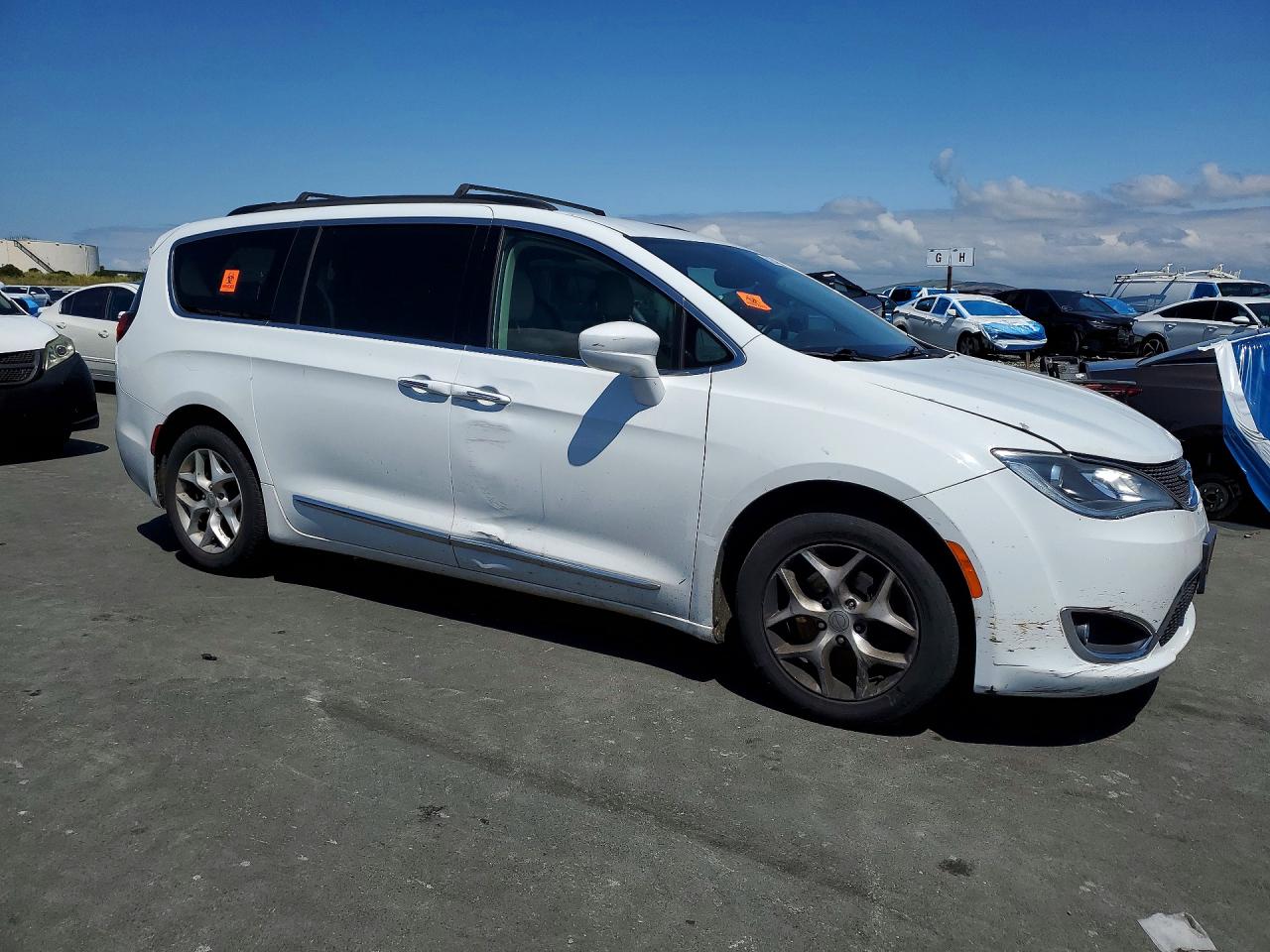 Chrysler Pacifica Touring L