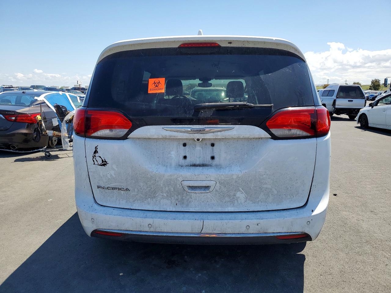 Chrysler Pacifica Touring L