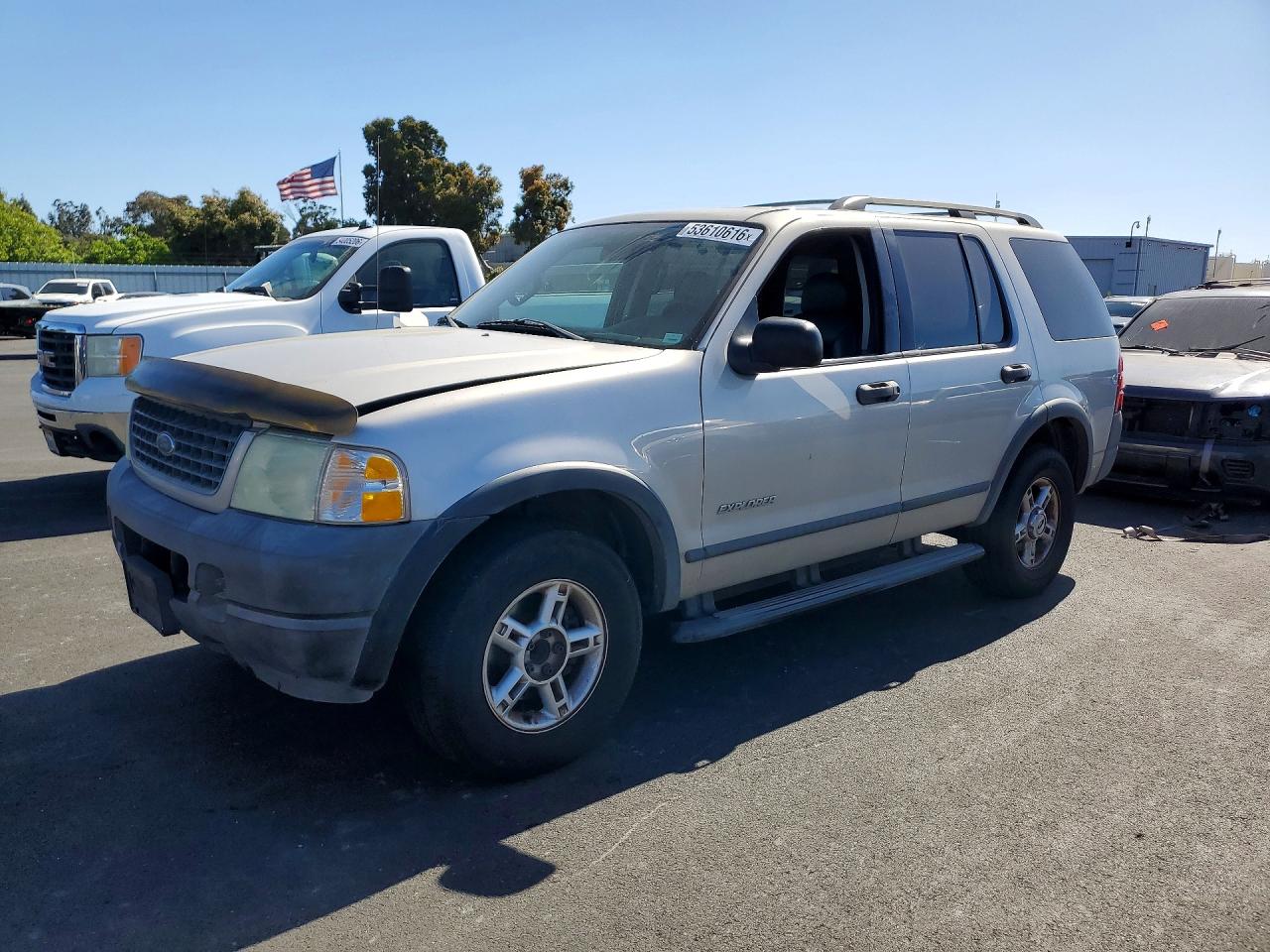 Salvage Ford Explorer Image