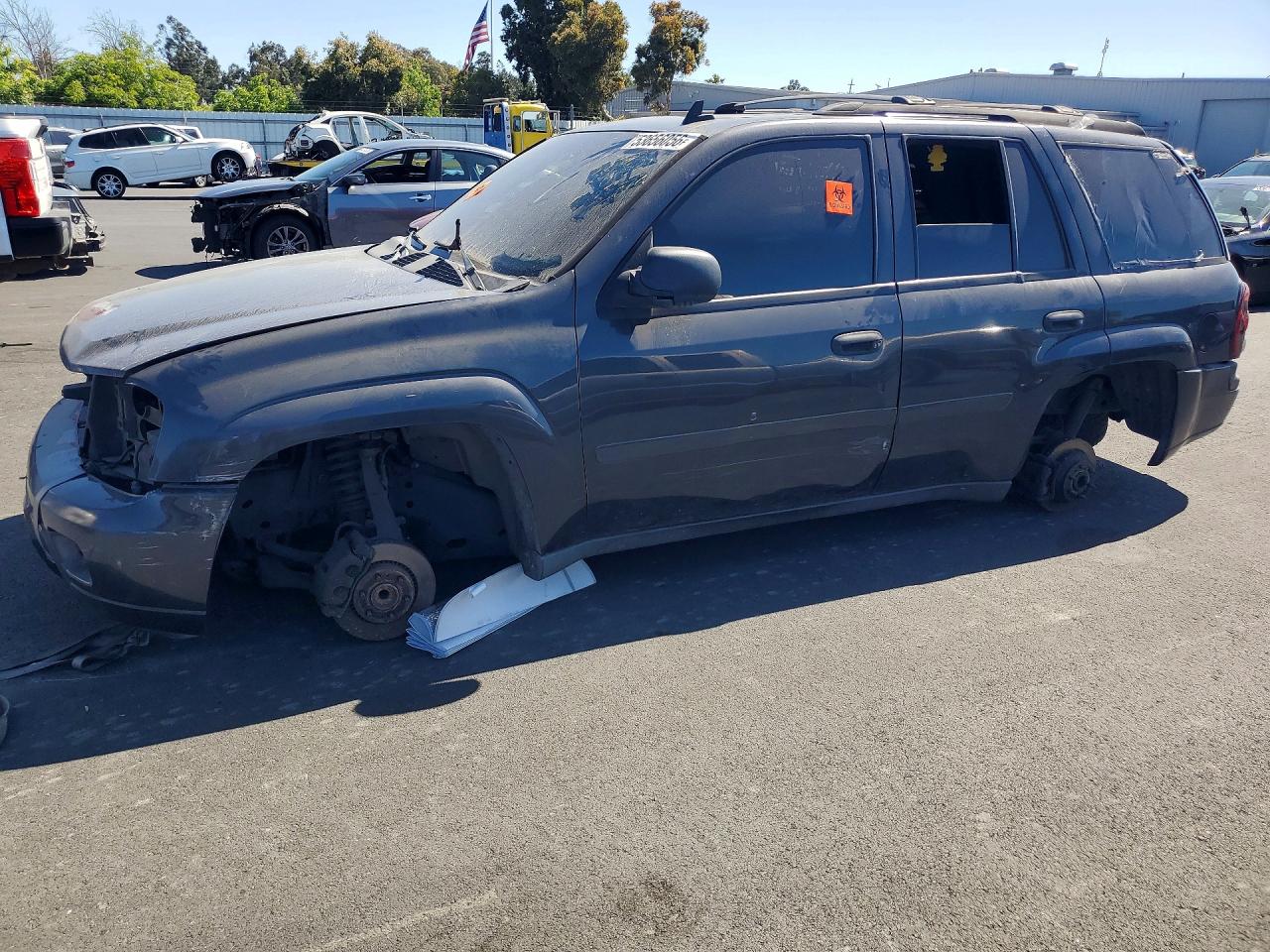Salvage Chevrolet Trailblaze Image