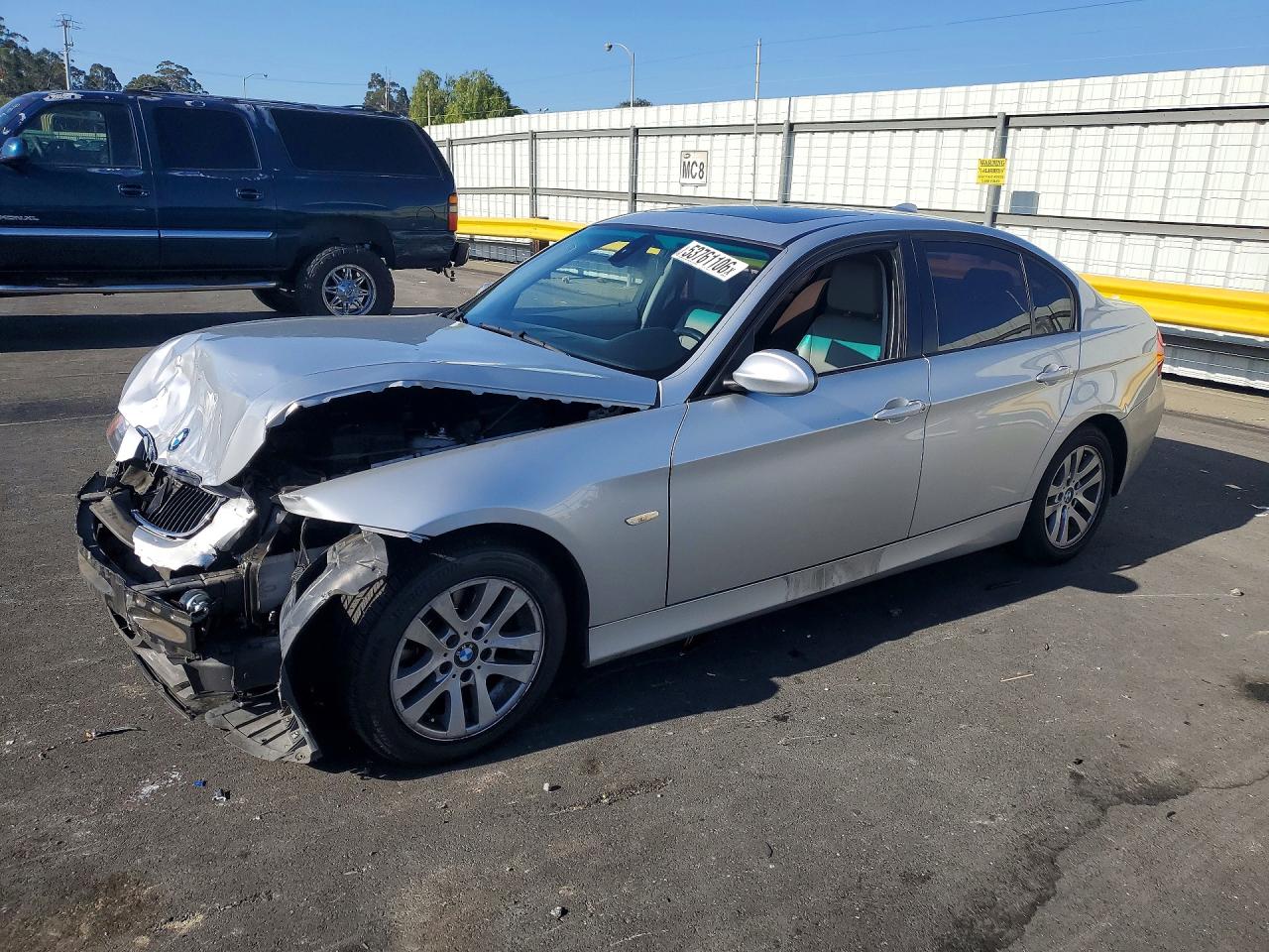 Salvage BMW 3 Series Image